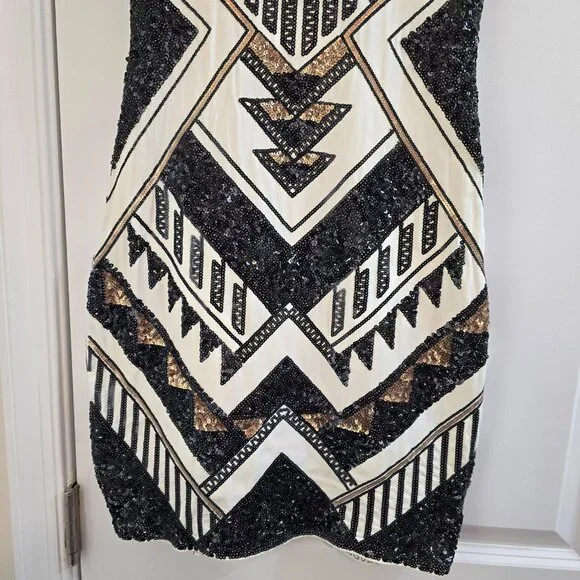 Express Geometric Sequin Bodycon Dress - Aztec, Gatsby, 20's, Holiday Party - Picture 4 of 11